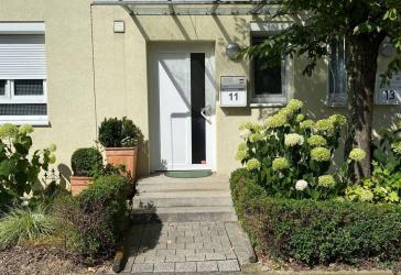Zentrale 4-Zimmer-Wohnung mit Garten in Weil am Rhein