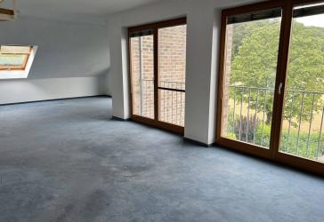 Helle 3-Zimmer-Maisonette mit Dachterrasse in Königswinter-Heisterbacherrott