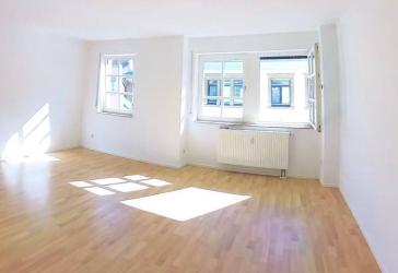 Wohnung kaufen in 88250 Weingarten