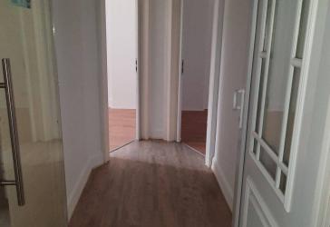 Altbaucharme - Schöne, gemütliche und ruhige 3-Zimmer-Wohnung in der City. WG-geeignet!