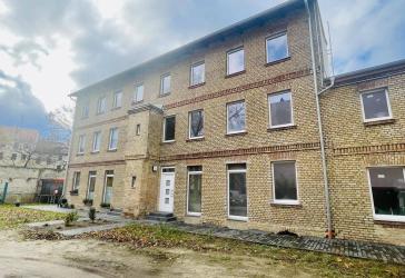 Town House in super Lage nahe Köllnischer Platz!