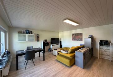 Zum Einzug bereit ist dieses 1-2 Familienhaus nahe Doberg...