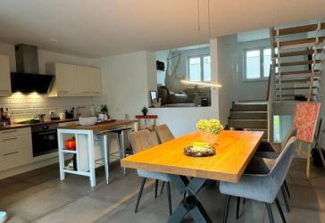 Modernes Townhouse am Rheinauer See - 5,5 Zimmer, 2 Terrassen, Garage & Top-Ausstattung