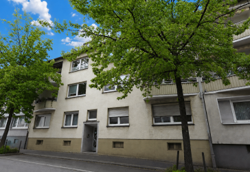 VERMIETET- GEPFLEGTE 3- ZIMMMER WOHNUNG IN ELBERFELD - UNINAH