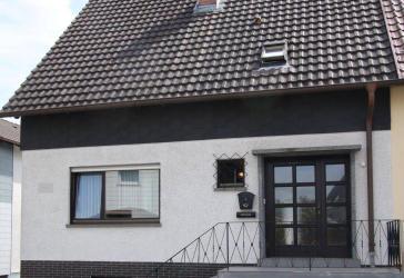 Doppelhaushälfte mit Garten in ruhiger Ortsrandlage - Ihr neues Familiendomizil