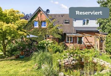 Landhausflair trifft Familienglück - Großzügiges Zuhause auf traumhaftem Grundstück in Rieseby