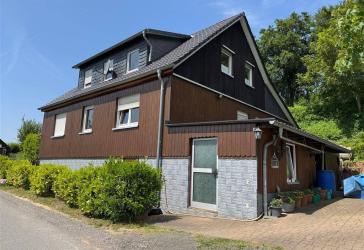 2-FH in Wiebelhausen! idyllische Allein-Lage mit herrlicher Aussicht!