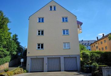 Helle, schöne und gut geschnittene 3 Zimmer-Wohnung mit Terrasse, Nähe Schwanenteich, Fröbelstr. 54, Gießen