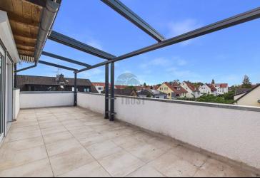 Über den Dächern Langenhagens - sanierte 3-Zimmer-Wohnung mit West-Dachterrasse