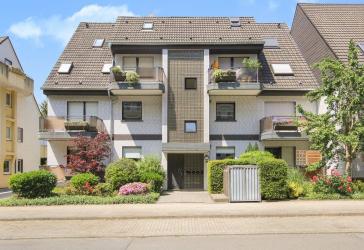 Maisonettewohnung ca. 110 m² mit zwei Balkonen und Tiefgaragenstellplatz in Essen - Frintrop