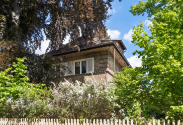 Einmalige Chance: Grüne Oase mitten in Steglitz - wunderschönes Einfamilienhaus mit parkähnlichem Garten