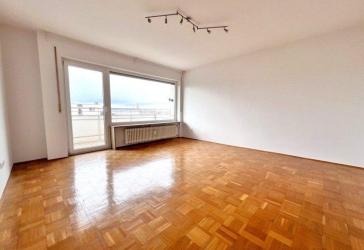 Zentrumsnah und ruhig ... 2 Zimmer- City- Wohnung mit Balkon ...