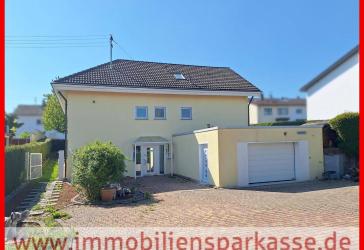 Wohnträume werden wahr - viel Platz und Komfort für die große Familie!