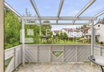 Wohnen auf Erbbaurecht: Teilsanierte Wohnung mit großem Gartenanteil