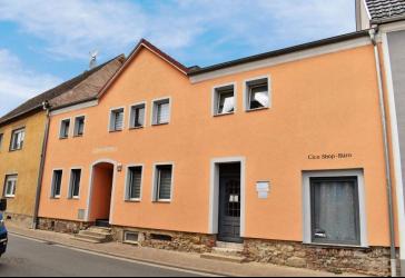 Charmantes Reihenmittelhaus mit Nebengelass in Bad Lauchstädt