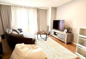 Modernisierte 1-Zi-Wohnung mit Balkon und Tiefgarage - werthaltige Kapitalanlage mit Wohnqualität