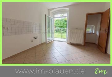 Balkon - Bad mit Fenster - Badewanne | 3-Zimmer-Wohnung Plauen Stadtmitte