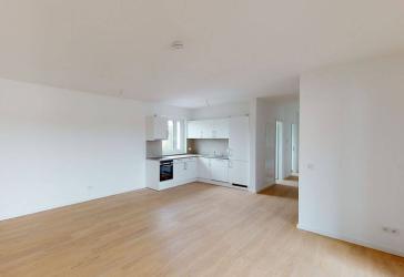 4-Zimmer-Wohnung mit moderner Einbauküche und Balkon