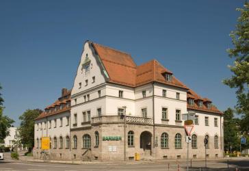 Herrschaftliche Büro- bzw. Praxisfläche in der ehem. Hauptpost, ca. 305 m²