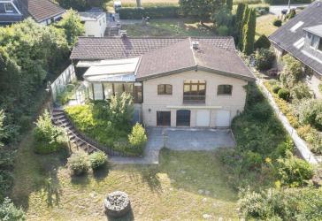 Großzügiges Haus mit 6 Zimmern in Bad Schwartau, Groß Parin