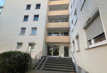 Attraktive 3-Zimmer-Erdgeschosswohnung mit Balkon in Laatzen - ideal als Kapitalanlage