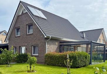 Naturnah & modern wohnen - Neubau Traumhaus in Brake-Golzwarden