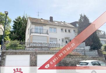Dreifamilienhaus in Trier-Olewig: Garten, 2 Garagen, voll unterkellert