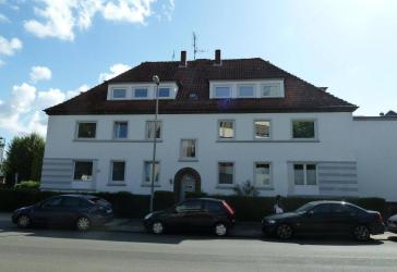 Sonnige 4-Zi.-Whg. mit Terrasse + Balkon in bester zentraler Lage