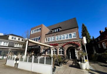 Zentrales Wohn- und Geschäftshaus im Herzen von Volksdorf