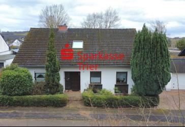 Großzügiges Einfamilienhaus mit tollem Grundstück in Konz-Roscheid