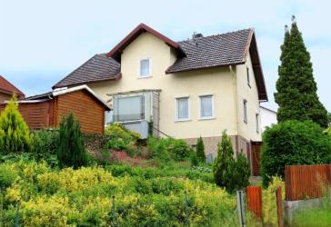 Provisionsfrei - Solides Einfamilienhaus in Fritzlar-Züschen - Familienfreundliche Lage