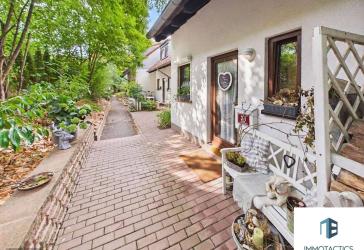 idyllisches Reihenhaus im Schindeldorf mit Terrasse & Garten - als Eigenheim oder Kapitalanlage