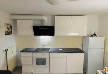 schöne Möbilierte Souterrain-Terassenwohnung. Einzug ab sofort!