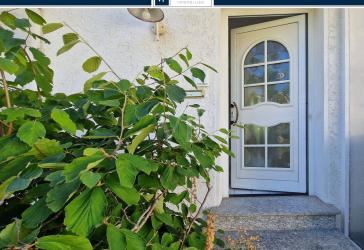 VON POLL - BAD HOMBURG: Treten Sie ein in das Reihenendhaus für die kleine Familie