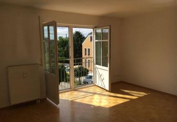 Lichtreiche 2-Zimmer-Wohnung in unmittelbarer Nähe zum Stadtzentrum!