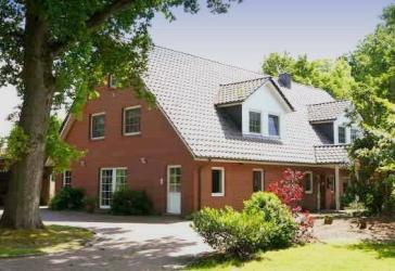 Mehrgenerationenhaus oder EFH mit Einliegerwohnung, Büro mit 2 Außenzugängen