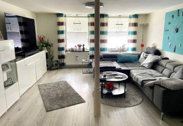 Charmantes Zweifamilienhaus mit Garten, Terrasse, Werkstatt und Ausbaupotenzial in ruhiger Lage