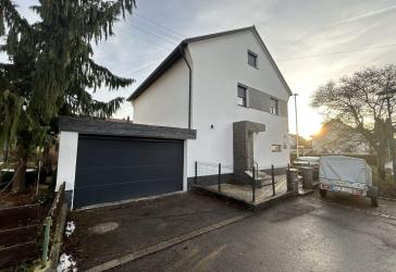 Wohnjuwel - Modernes ansprechendes kernsaniertes Einfamilienhaus in Vöhringen mit Ausbaupotential
