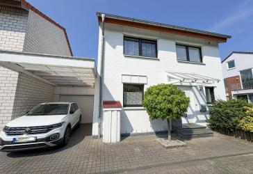 GESUCHT - GEFUNDEN! Clever durchdachtes Einfamilienhaus mit toll angelegtem Garten in Borghorst