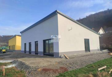 Komplett Schlüsselfertiger Seniorenbungalow! Geringe Energiekosten! Großzügig und hell!