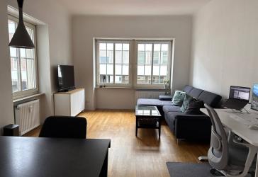 AUFGEPASST! Sehr schöne, helle und gut aufgeteilte 3,5-Zimmerwohnung in S-Mitte!!!