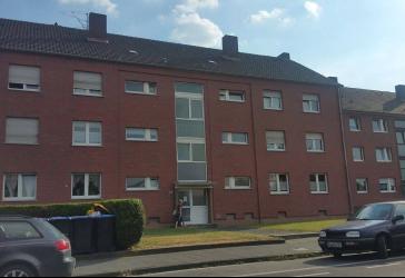 Moderne 3,5-Zimmer-Wohnung mit Balkon in zentraler Lage