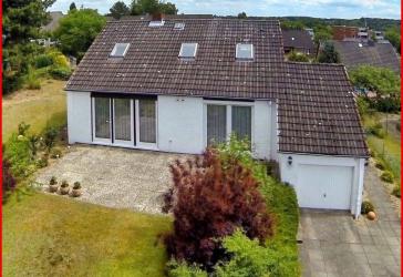 Bungalow auf großem Grundstück