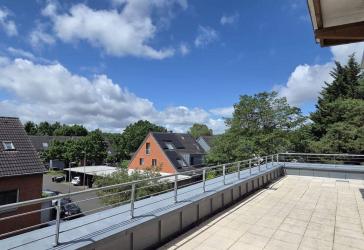 Lichtdurchflutete Penthouse-Wohnung mit großer Dachterrasse im Herzen von Aachen Brandt