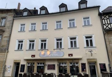 # Perfekt für eure WG: Großzügige 130 m²-Wohnung mit neuem Bad & großer Wohnküche in bester Lage