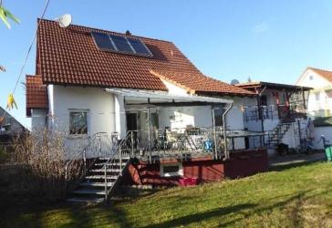 Zwangsversteigerung Einfam.-Haus mit Einliegerwohnung und Doppelgarage in Rust
