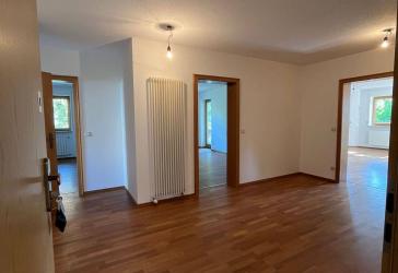 Schöne 4- Zimmer Wohnung im Süden von Schwabach von Privat
