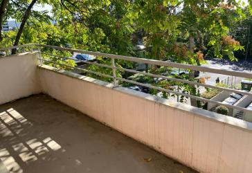Große Wohlfühloase mit Balkon in Wiesbaden Klarenthal