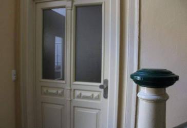 Besichtigung bitte telefonisch vereinbaren - Erdgeschoss 4- Raumwohnung - FEIN WOHNEN in der Dorotheenstraße