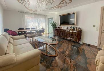 Design. Eleganz. Wohnqualität. Exklusive 4-Zimmer-Terrassenwohnung in Fürth